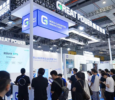 聚焦多元儲(chǔ)能應(yīng)用場(chǎng)景！鵬輝能源新一代電芯閃耀亮相EESA